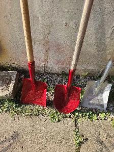 Assorted Garden Shovels all for $30 - Photo 3