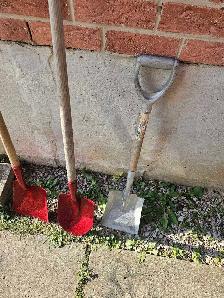 Assorted Garden Shovels all for $30 - Photo 4