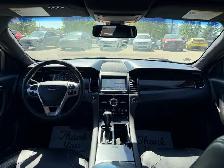 2017 Ford Taurus Limited - Photo 10