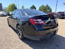 2017 Ford Taurus Limited - Photo 13