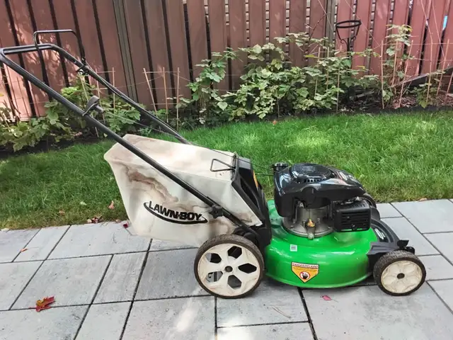 Lawn Boy 21 inch lawn mower