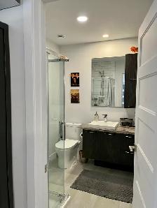 Beau condo lumineux et luxueux, directement sur un Golf! - Photo 8
