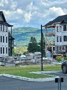Beau condo lumineux et luxueux, directement sur un Golf! - Photo 18