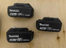 Makita Circular Saw, Charger & Batteries - Photo 4