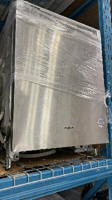 Dishwasher - 24' Whirlpool  Built-In - Stainless Steel - Used
