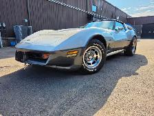 1982 Chevrolet Corvette CROSSFIRE INJECTION / T-TOP / LOW MILLEA - Photo 17