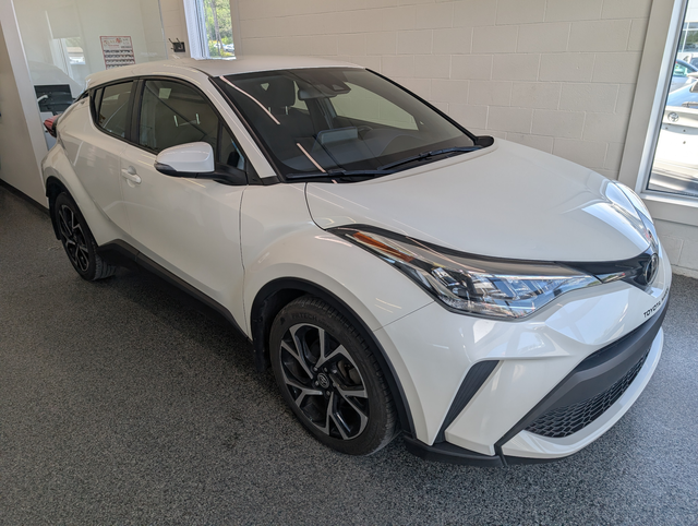 2021 Toyota C-HR XLE PREMIUM