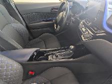 2021 Toyota C-HR XLE PREMIUM - Photo 6