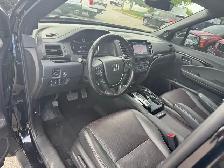2021 Honda Ridgeline Black Edition, AWD, Camera, Lane Assist, Me - Photo 11