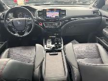 2021 Honda Ridgeline Black Edition, AWD, Camera, Lane Assist, Me - Photo 12