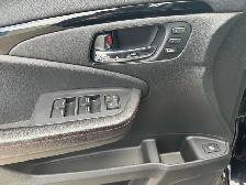 2021 Honda Ridgeline Black Edition, AWD, Camera, Lane Assist, Me - Photo 18