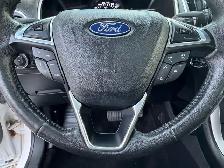 2018 Ford Edge SEL, AWD, Camera, Pano, Sunroof, Lane Assist, Pow - Photo 21