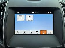 2018 Ford Edge SEL, AWD, Camera, Pano, Sunroof, Lane Assist, Pow - Photo 24