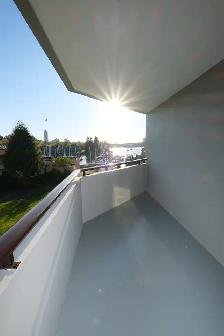 One Bedroom Apartment Steps from Seawall - Photo 6