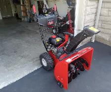 MTD Snowblower 26' - Photo 2