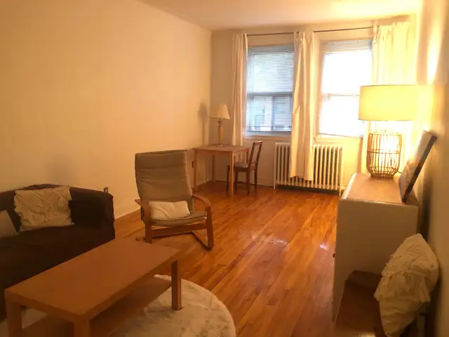 31/2 à Louer à Cote-des-neiges tout près UdeMtl, HEC, HGJ