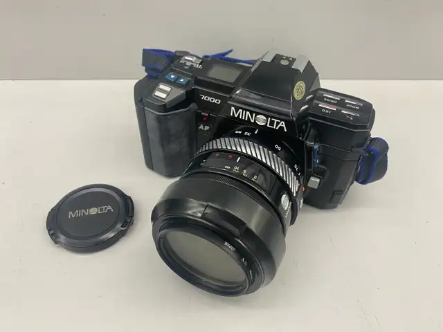 Minolta 7000 35mm Film Camera with 35-70mm Lens