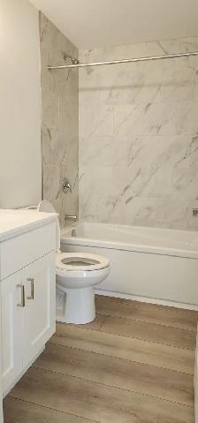 Main-floor corner unit for rent - Photo 5