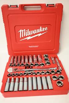 Milwaukee 47-Piece SAE & Metric 1/2' Drive Ratchet Socket Set - Photo 8