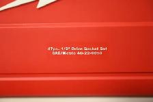 Milwaukee 47-Piece SAE & Metric 1/2' Drive Ratchet Socket Set - Photo 10