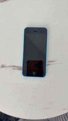 Apple iPhone 5c - Photo 2