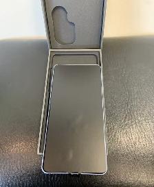 Samsung S26 Ultra 256gb (New/Open Box) - Photo 4