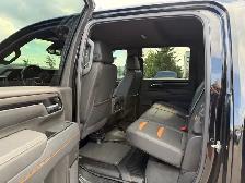 2025 GMC Sierra 2500HD AT4 - CREW CAB- 4X4-DIESEL - Photo 12