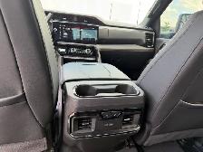 2025 GMC Sierra 2500HD AT4 - CREW CAB- 4X4-DIESEL - Photo 13