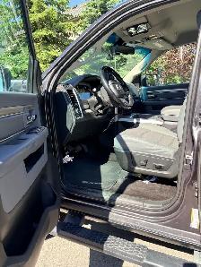 2018 RAM 1500  Crew Cab 4WD - Photo 8