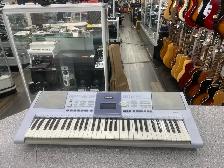 Yamaha PSR-293 Keyboard