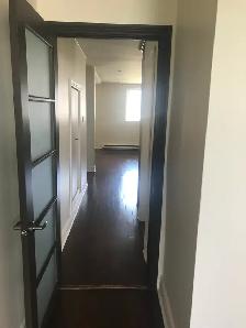BEAUTIFUL HUGH ONE BEDROOM RENTAL FOR A PROFESSIONAL - Photo 5