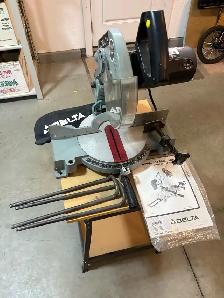 Compound miter saw - Photo 2