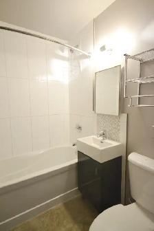 AVAILABLE $1199 Bachelor Suite in the Village! - Photo 4