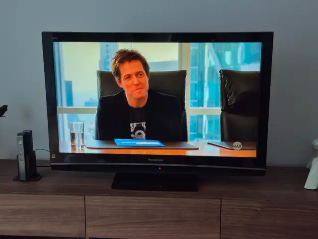 TÉLÉVISEUR  PANASONIC VIERA