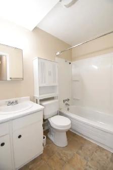 2-Bedroom 1-Bathroom l 301-4280 Quentin Avenue l Apartment - Photo 13