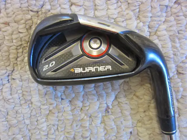 MINT RH REGULAR STEEL QUALITY #4-9,pw,gw TAYLORMADE IRONS