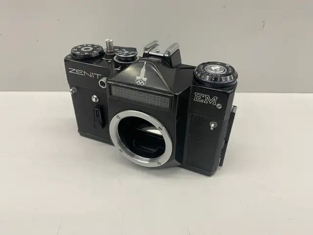 Zenit EM 35mm Film Camera Body
