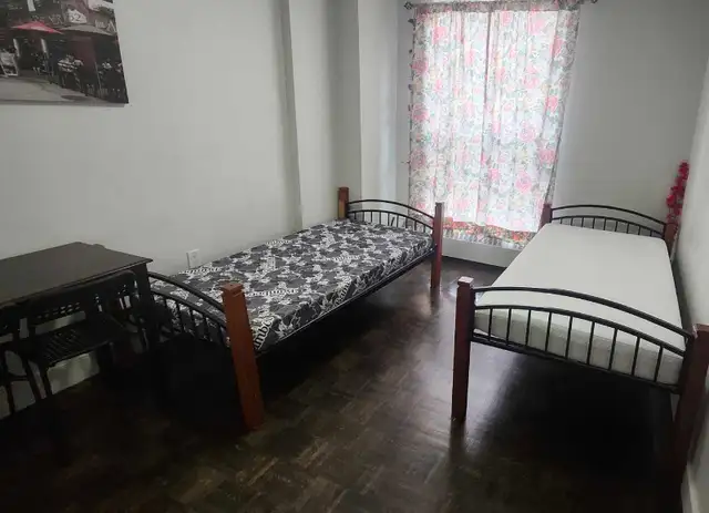 Shared furnished room : near Fairview mall