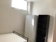 Furnished room for rent - Photo 3