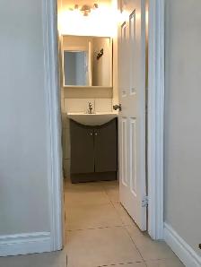 Furnished room for rent - Photo 4