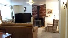Renovated Heritage Living: Fully Furnished Downtown Apt - Photo 3