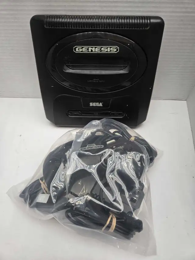 Sega Genesis System w/1 controller MK-1631