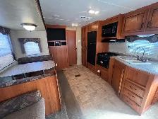 2012 Coachmen Catalina 29RLS, SPACIOUS, COUPLES UNIT - Photo 8