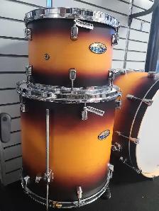 3pc Pearl Decade Maple Drum Set (26848347) - Photo 3