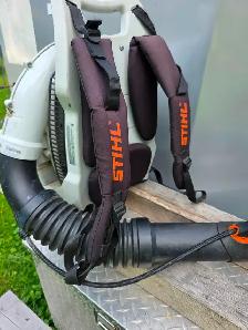 Stihl BR600 Backpack Blower 2 Stroke Commercial Grade - Photo 4
