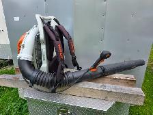 Stihl BR600 Backpack Blower 2 Stroke Commercial Grade - Photo 5