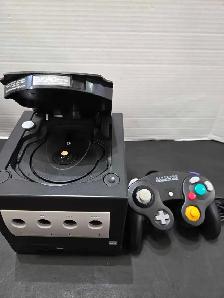 NINTENDO GAMECUBE W/GB PLAYER ADAPTER & DISC - Photo 4