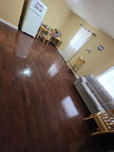 Private room Available immediately MacCowan and Steeles - Photo 9