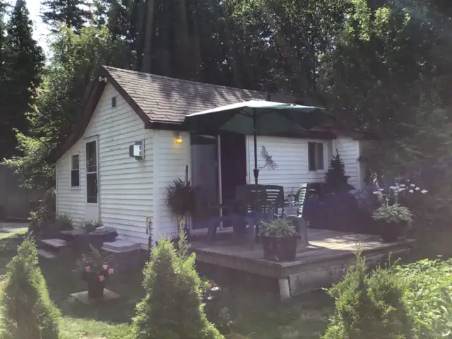 ShortTerm Rental: 2Bedroom, 1Bath 4Season Cottage Sauble Beach