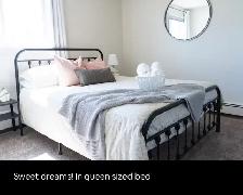 IMMACULATE LAKEVIEW FURNISHED PENTHOUSE CONDO FOR SALE - Photo 3